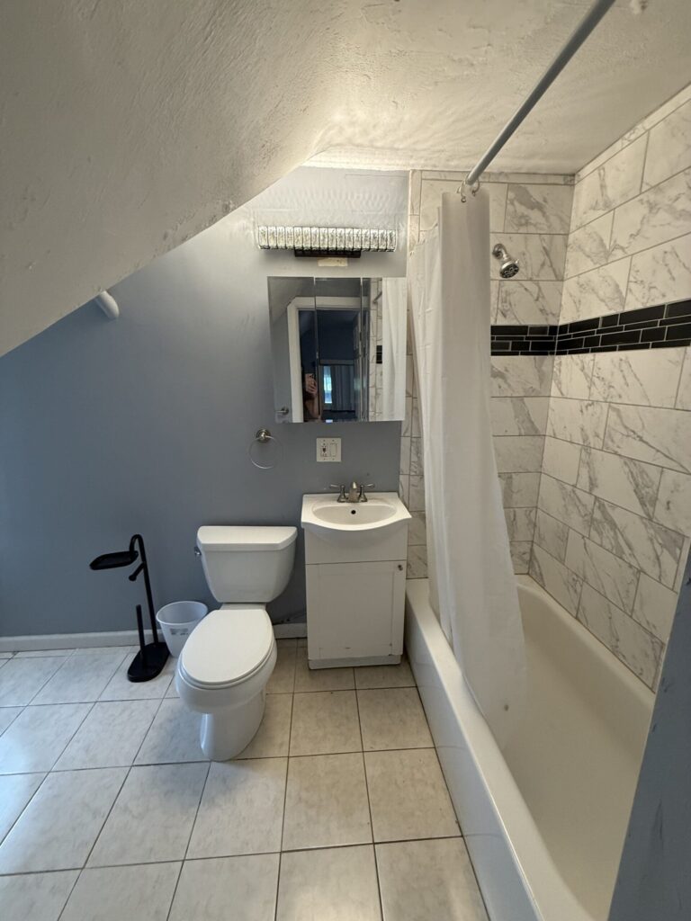 312 Westcott St Apartment 6 photo 10
