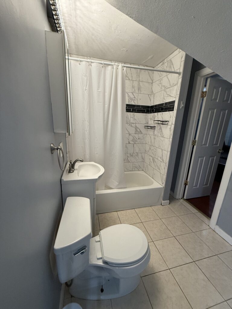 312 Westcott St Apartment 6 photo 11