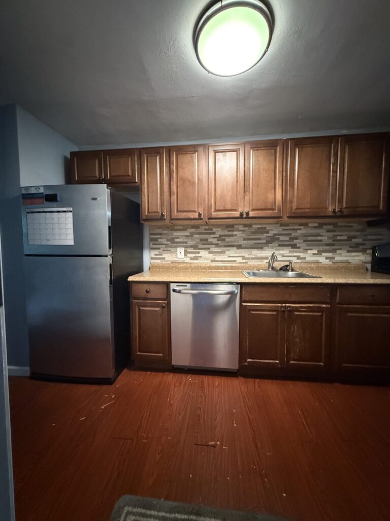 312 Westcott St Apartment 6 photo 3
