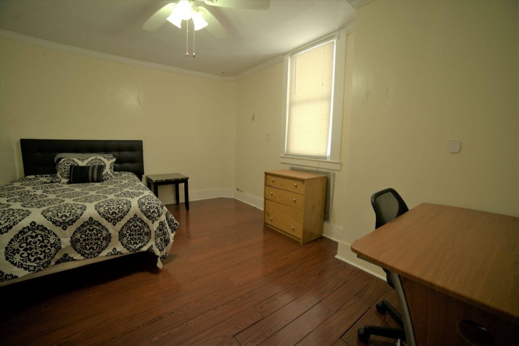 312 Westcott St Apartment 2 photo 4