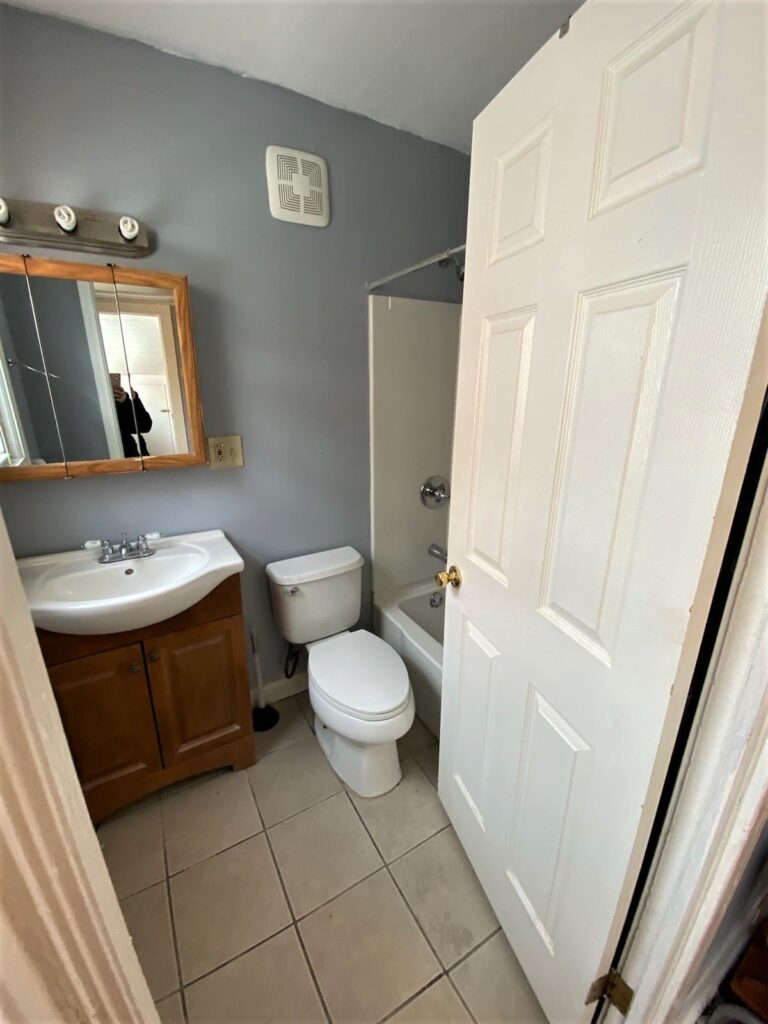 1920 E Genesee St Apartment 1 photo 16