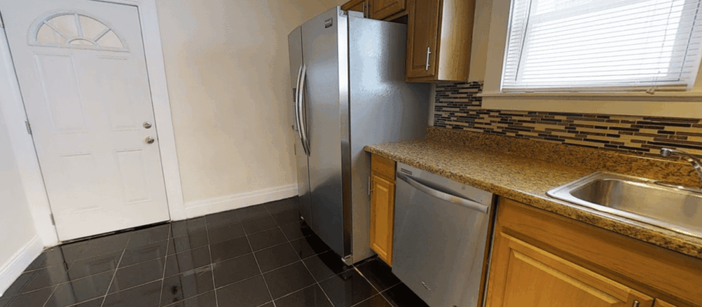 2401 East Genesee St Apartment 2 photo 17