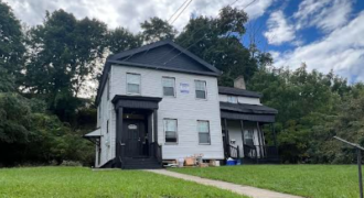 1436 East Genesee St Apartment 3