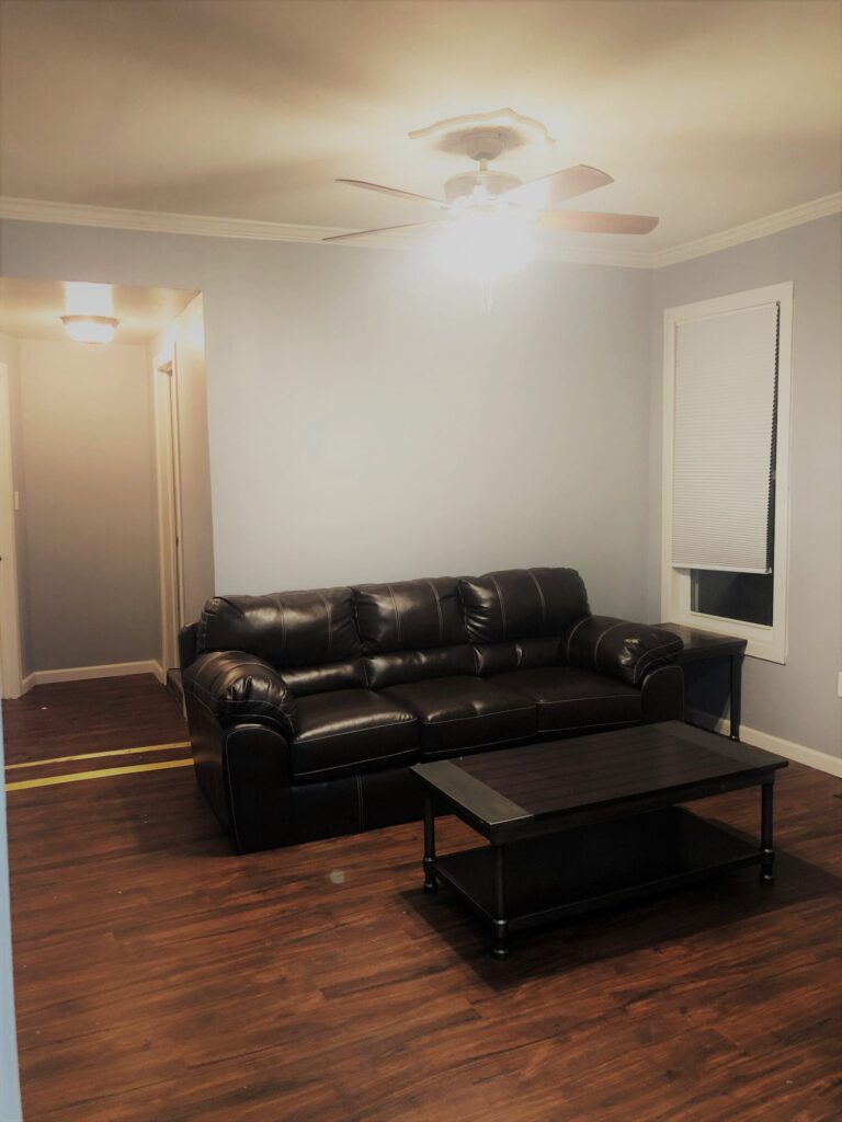 315 Walnut Ave Apartment 3 photo 3