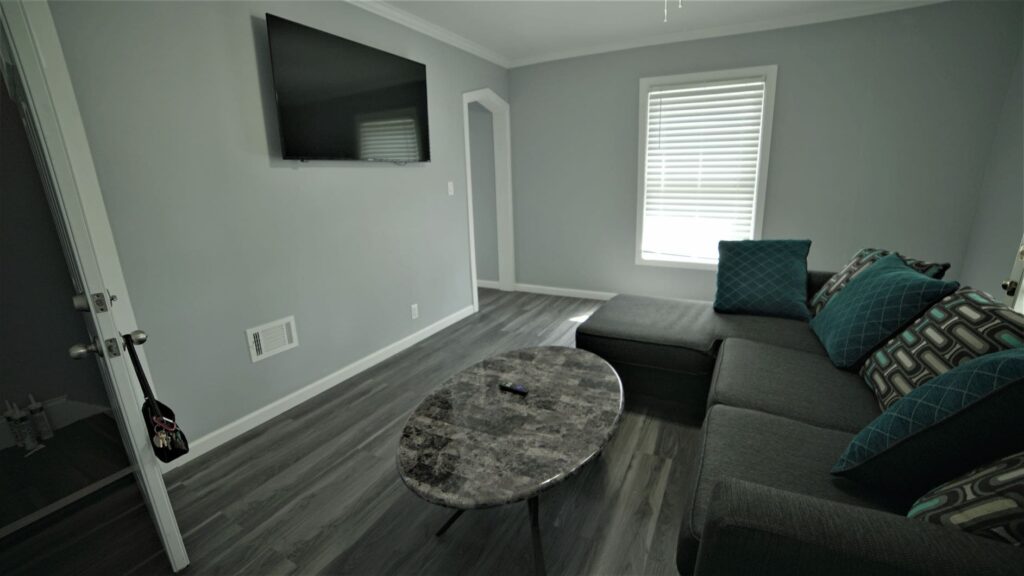 121 Lexington Ave Apartment 2 photo 3