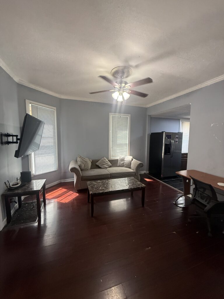 205 Lexington Ave Apt 1 photo 5