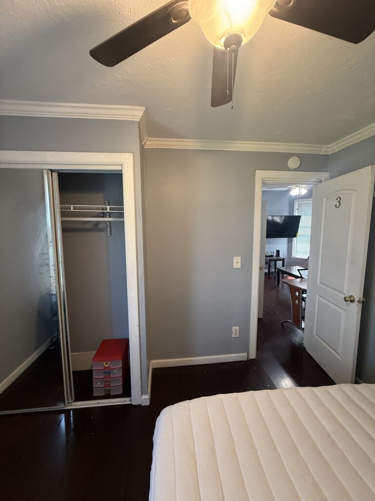 205 Lexington Ave Apt 1 photo 15