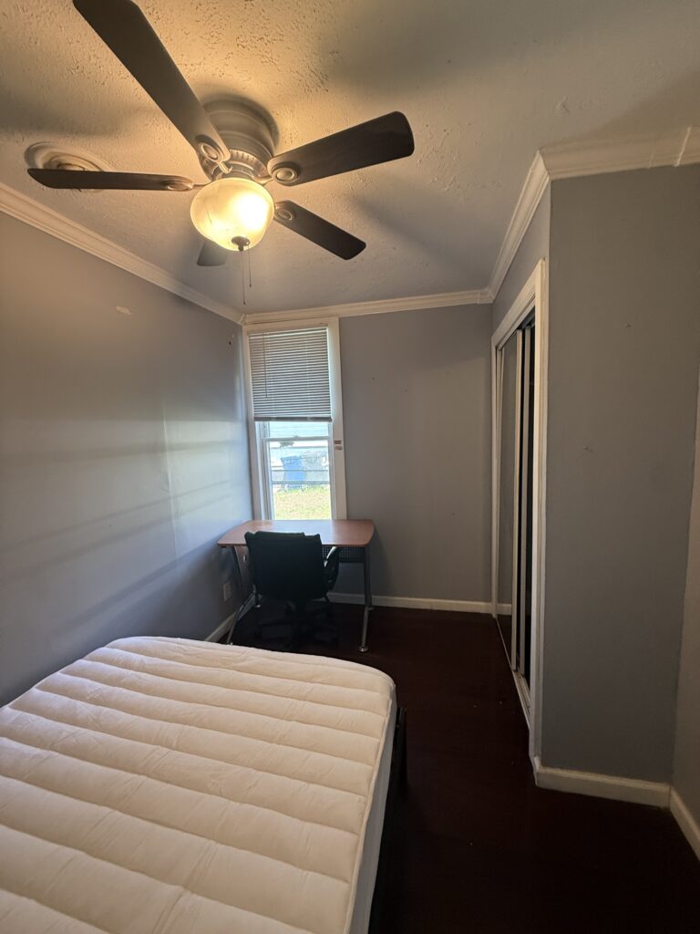 205 Lexington Ave Apt 1 photo 16