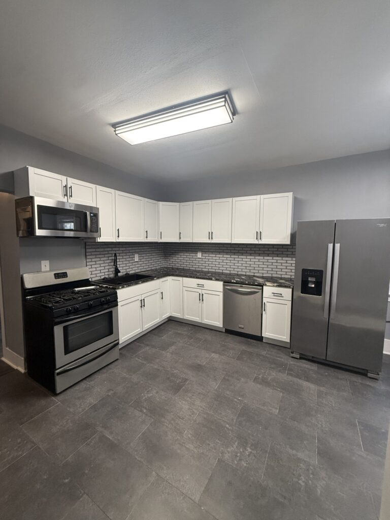 1322 Madison St Apartment 1 photo 6