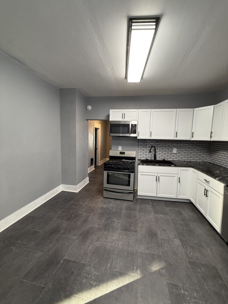 1322 Madison St Apartment 1 photo 8