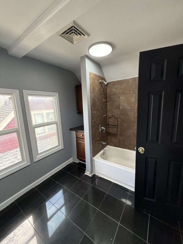 2319 East Genesee St Apartment 3 photo 11