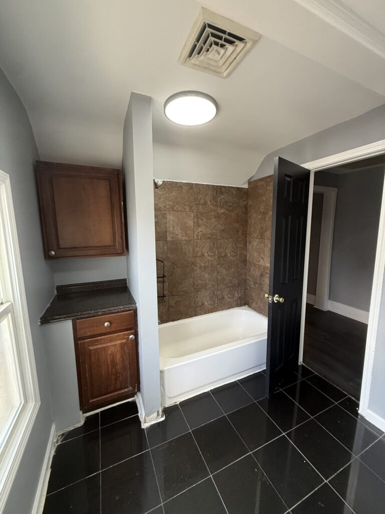 2319 East Genesee St Apartment 3 photo 12