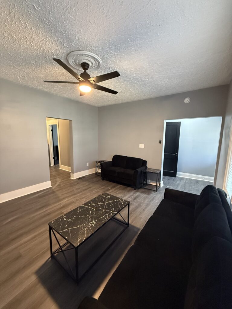 1322 Madison St Apartment 1 photo 4