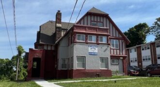 2017 East Genesee St Apartment 6