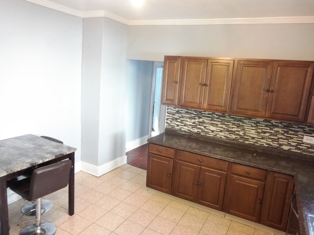 1322 Madison St Apartment 2 photo 4