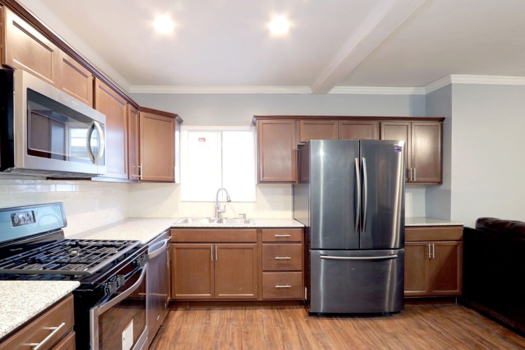304 Maple St Apartment 2 photo 5