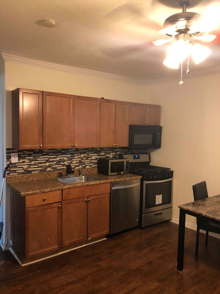 1436 East Genesee St Apartment 3 photo 2