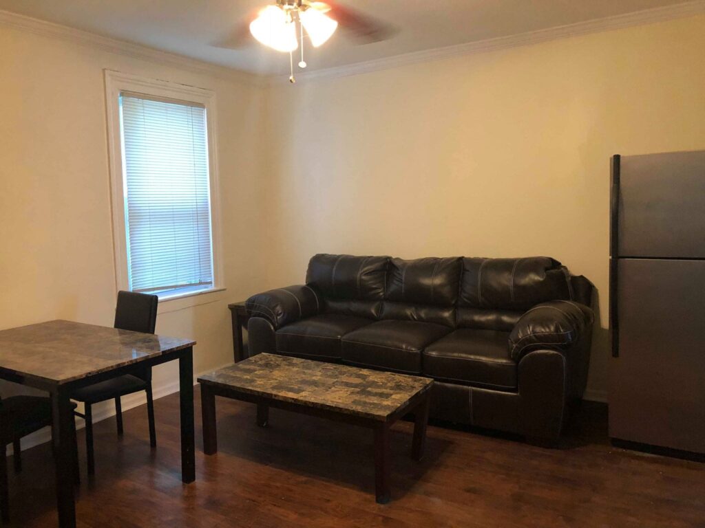 1436 East Genesee St Apartment 3 photo 3