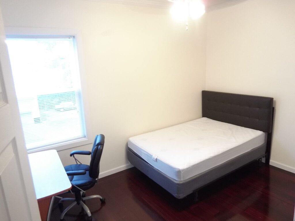 137 Lexington Ave photo 13