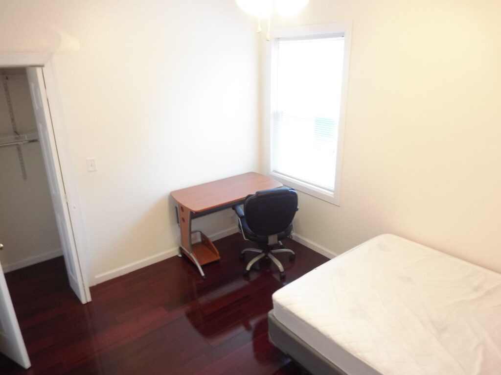 137 Lexington Ave photo 14