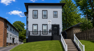 309 Columbus Ave Apartment 4