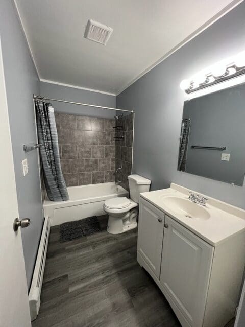 401 Smith St Unit B15 photo 8
