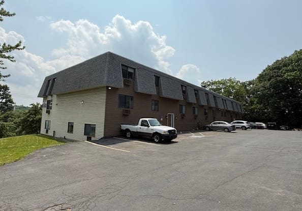 1855 Burnet Ave Apt 1 photo 1