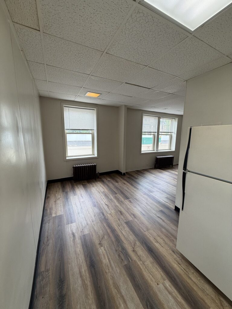 1108 E Genesee St Apt 110 photo 18