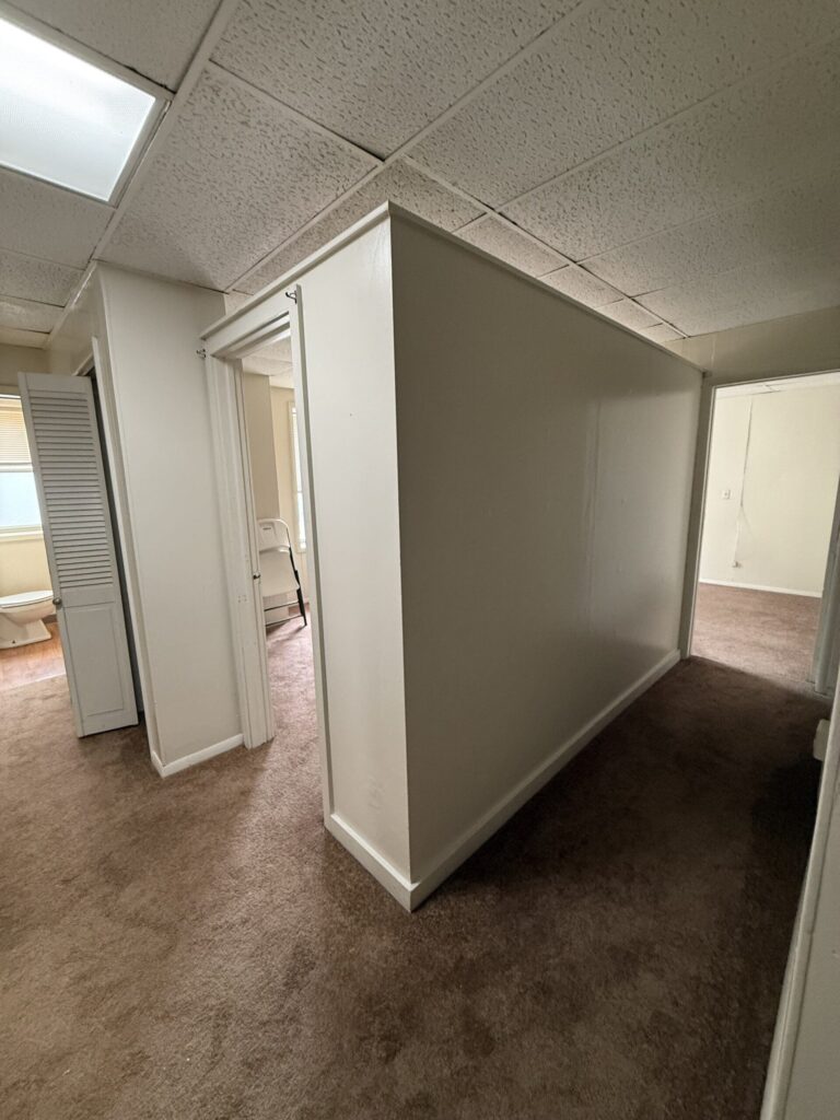 1108 E Genesee St Apt 102 photo 5