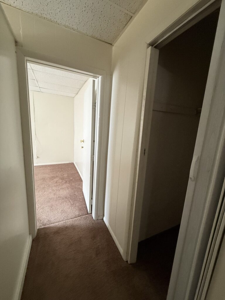 1108 E Genesee St Apt 102 photo 6