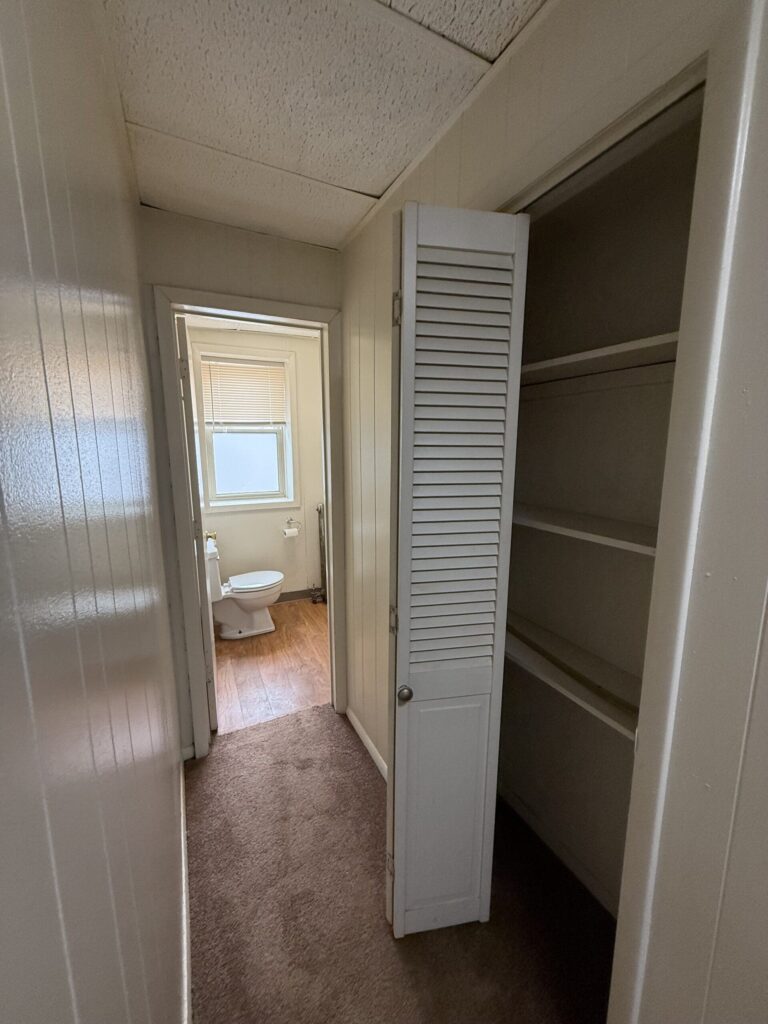 1108 E Genesee St Apt 102 photo 13
