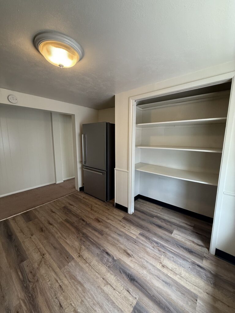 1108 E Genesee St Apt 102 photo 18