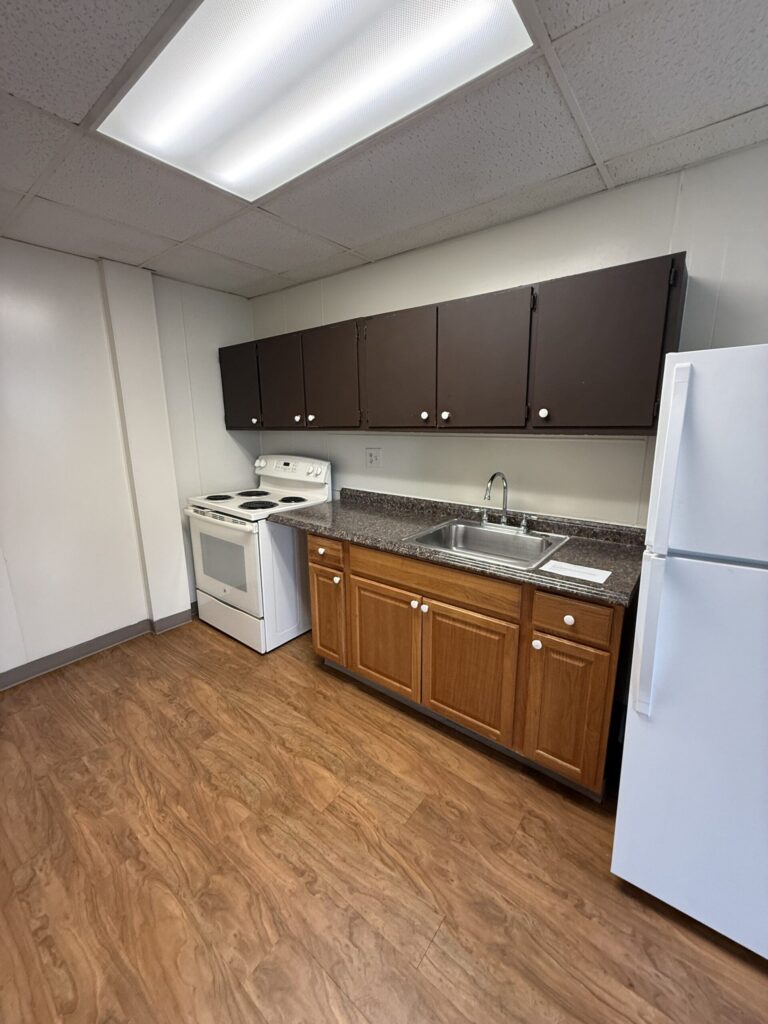 1108 E Genesee St Apt 201 photo 10