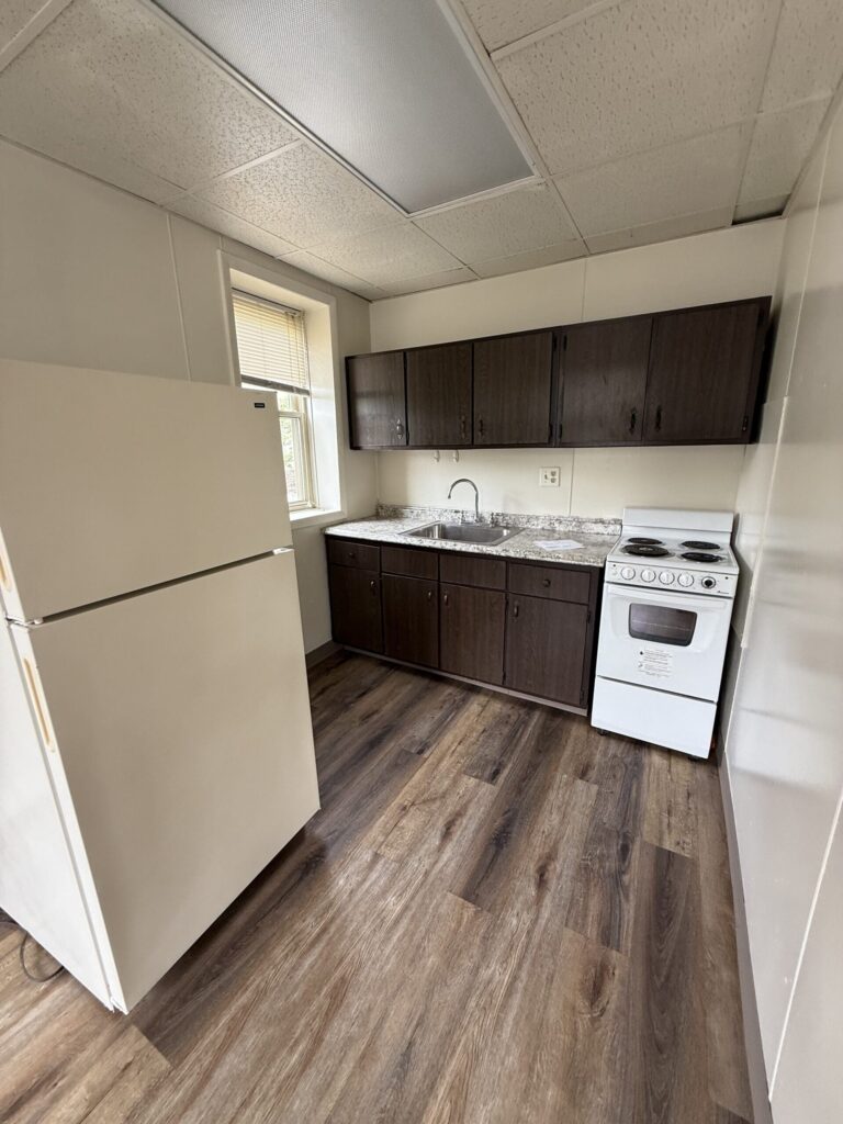 1108 E Genesee St Apt 409 photo 11