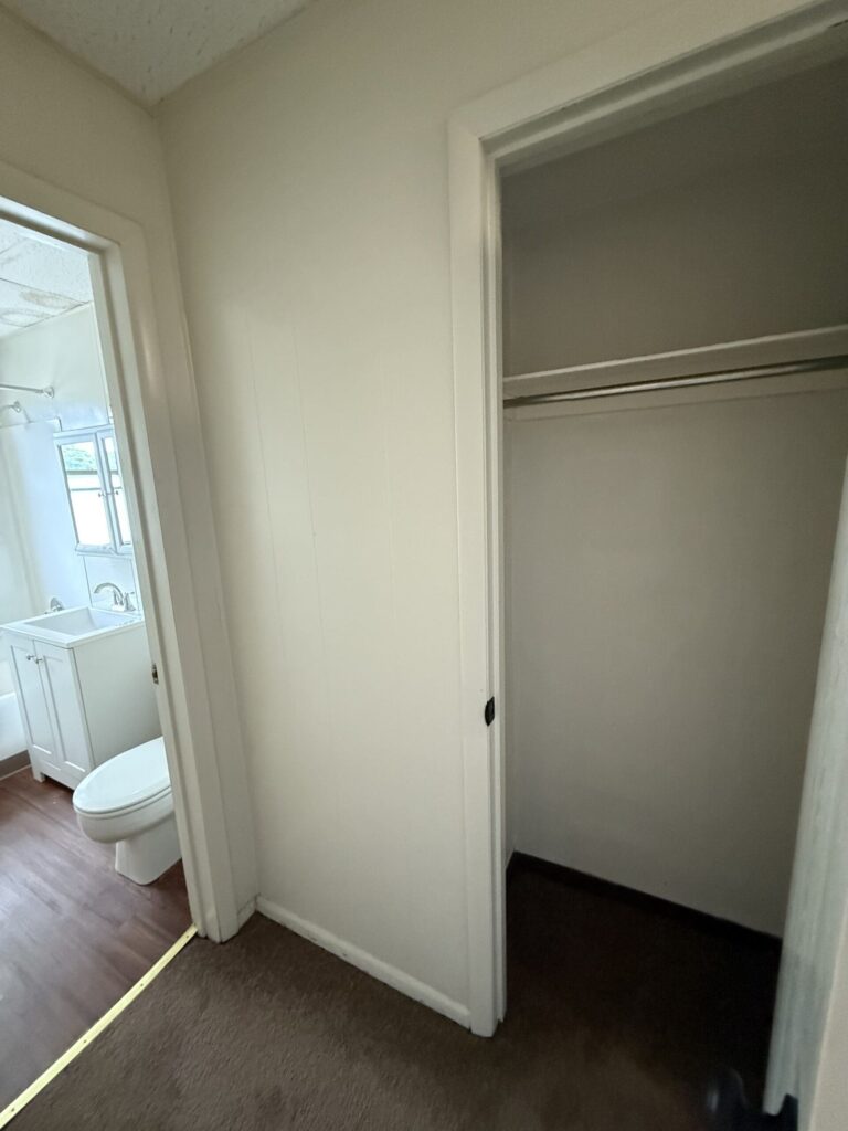 1108 E Genesee St Apt 307 photo 12