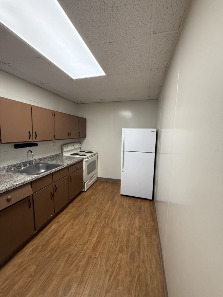 1108 E Genesee St Apt 305 photo 10