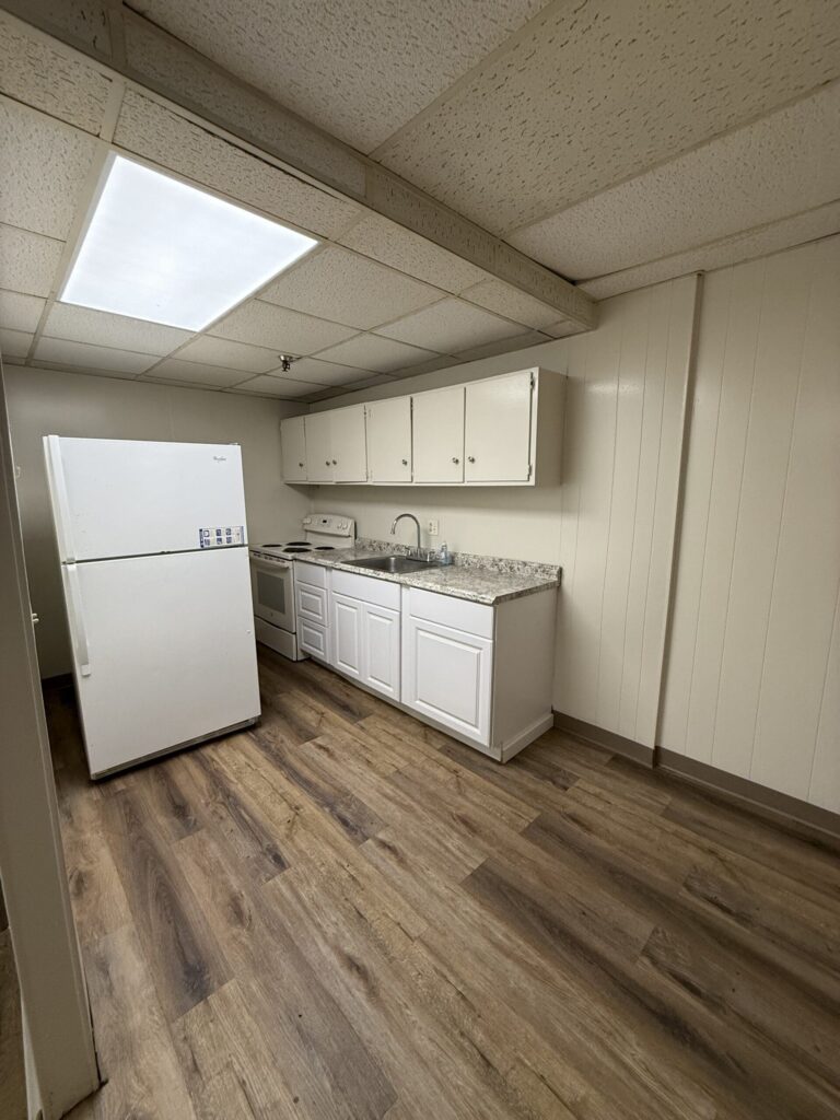 1108 E Genesee St Apt B3 photo 9