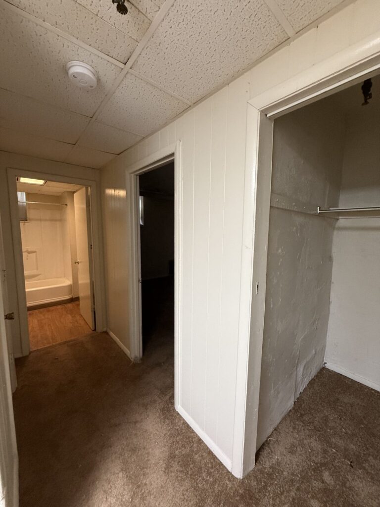 1108 E Genesee St Apt B6 photo 6