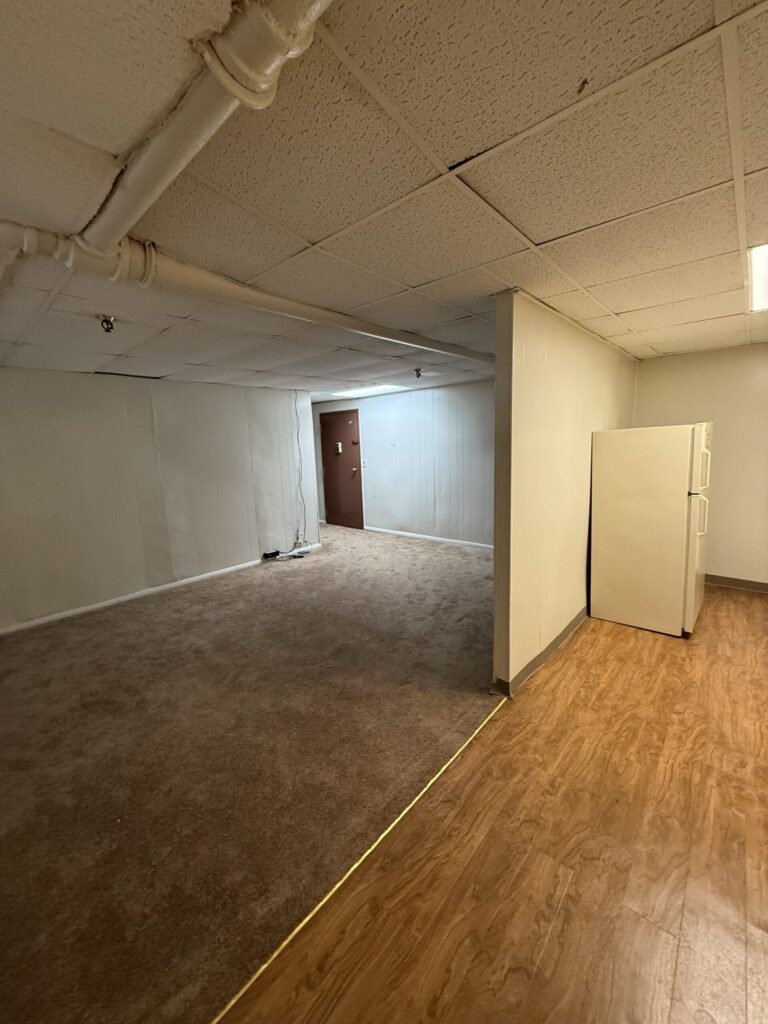 1108 E Genesee St Apt B6 photo 12