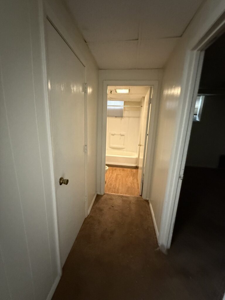 1108 E Genesee St Apt B6 photo 13