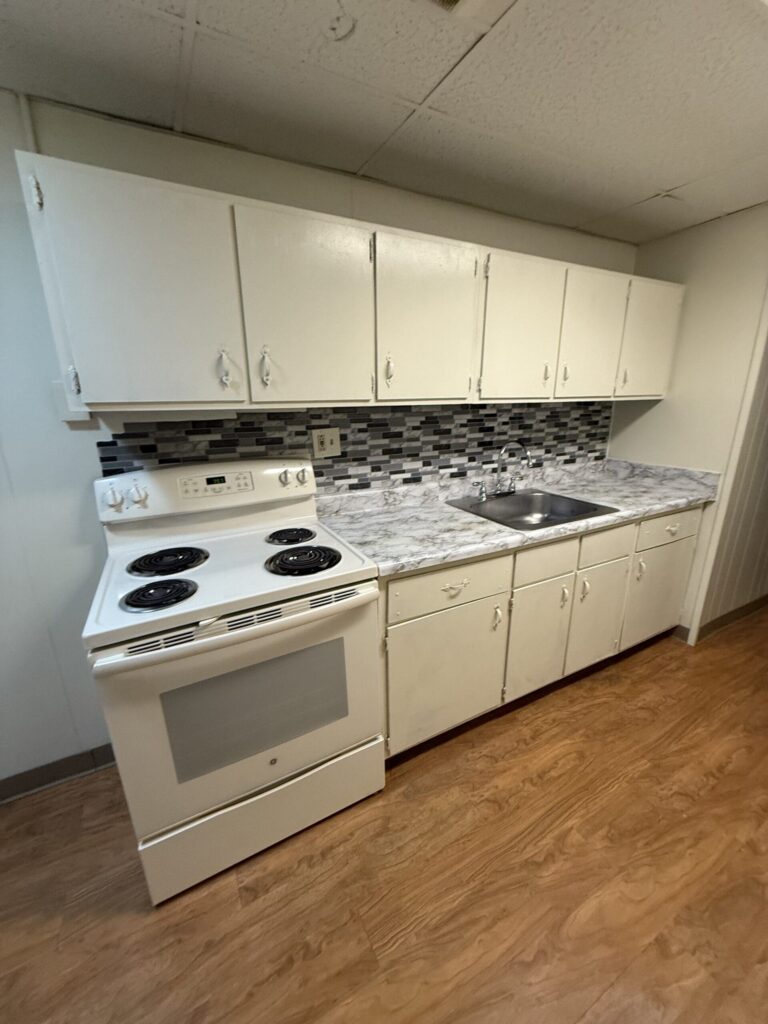 1108 E Genesee St Apt B10 photo 14