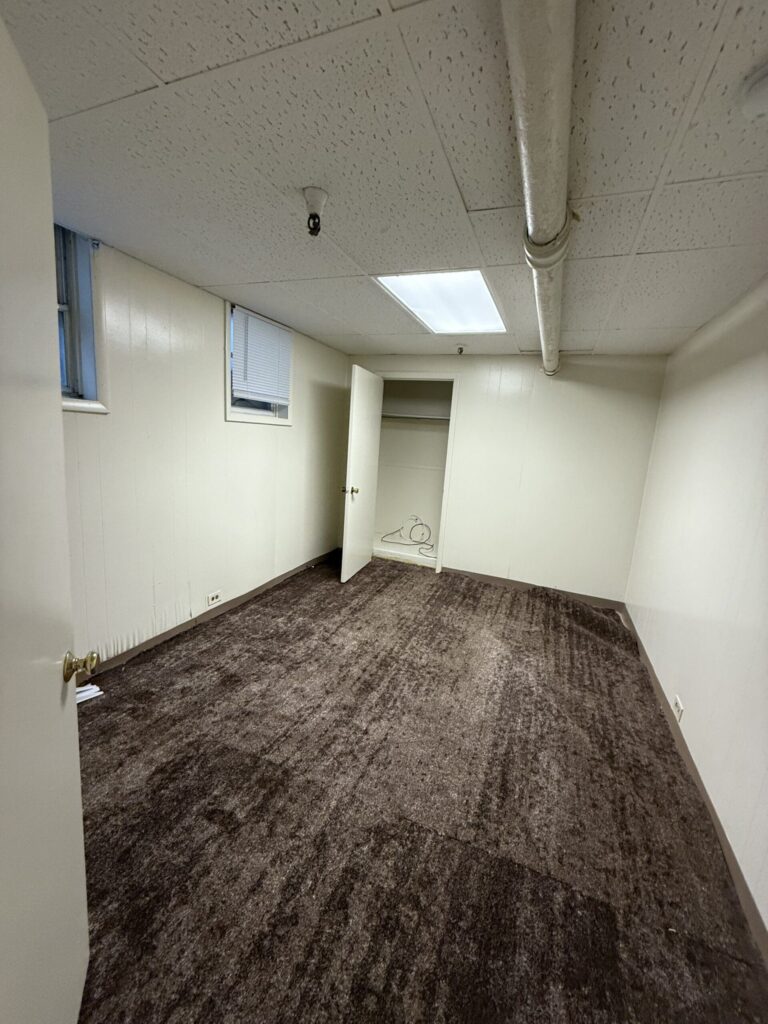 1108 E Genesee St Apt B10 photo 13