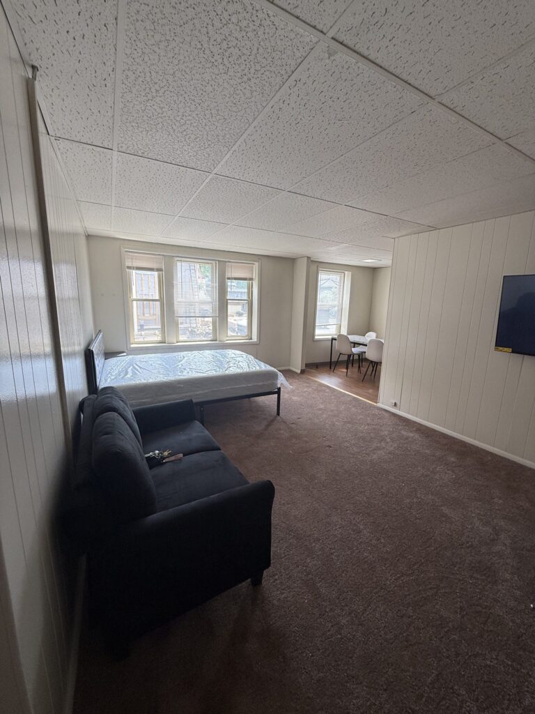 1108 E Genesee St Apt 104 photo 5
