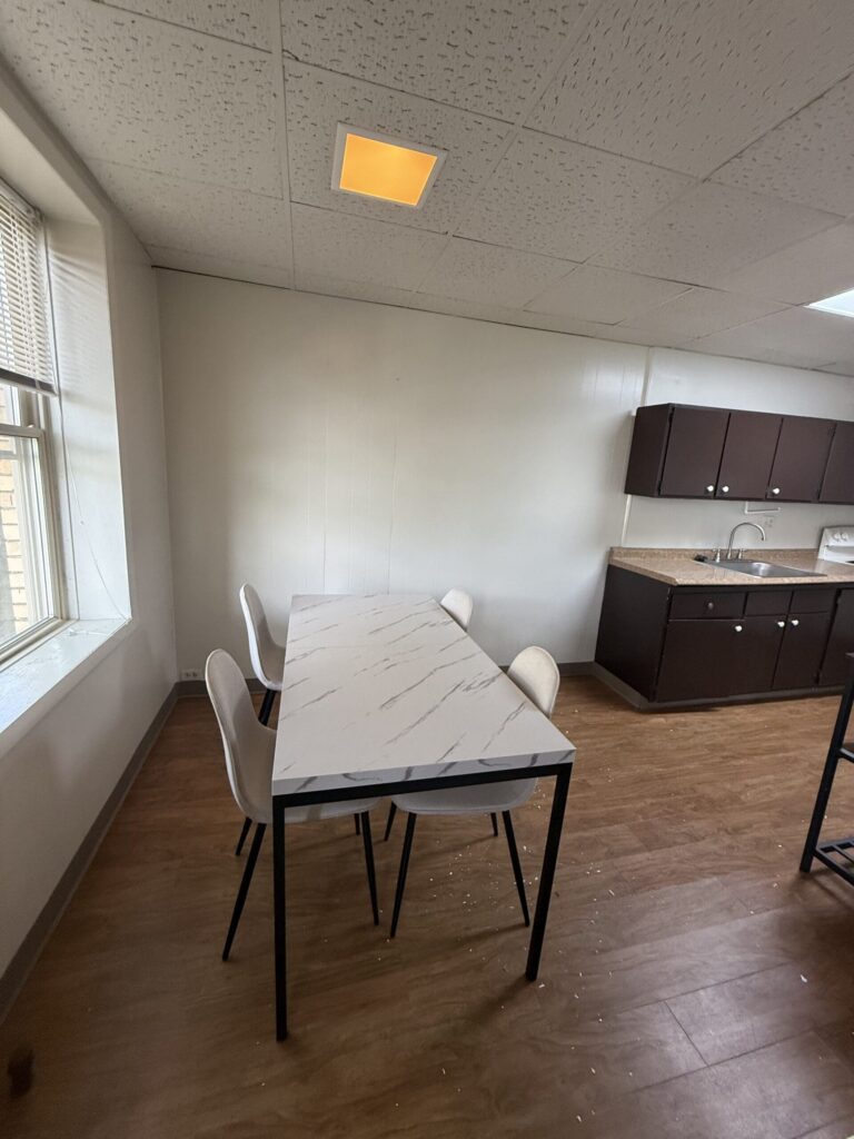 1108 E Genesee St Apt 107 photo 8