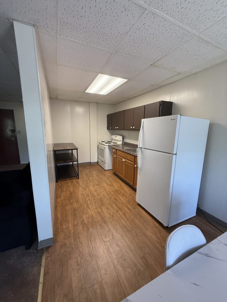 1108 E Genesee St Apt 201 photo 9