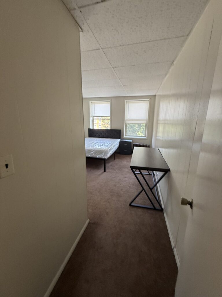 1108 E Genesee St Apt 201 photo 16