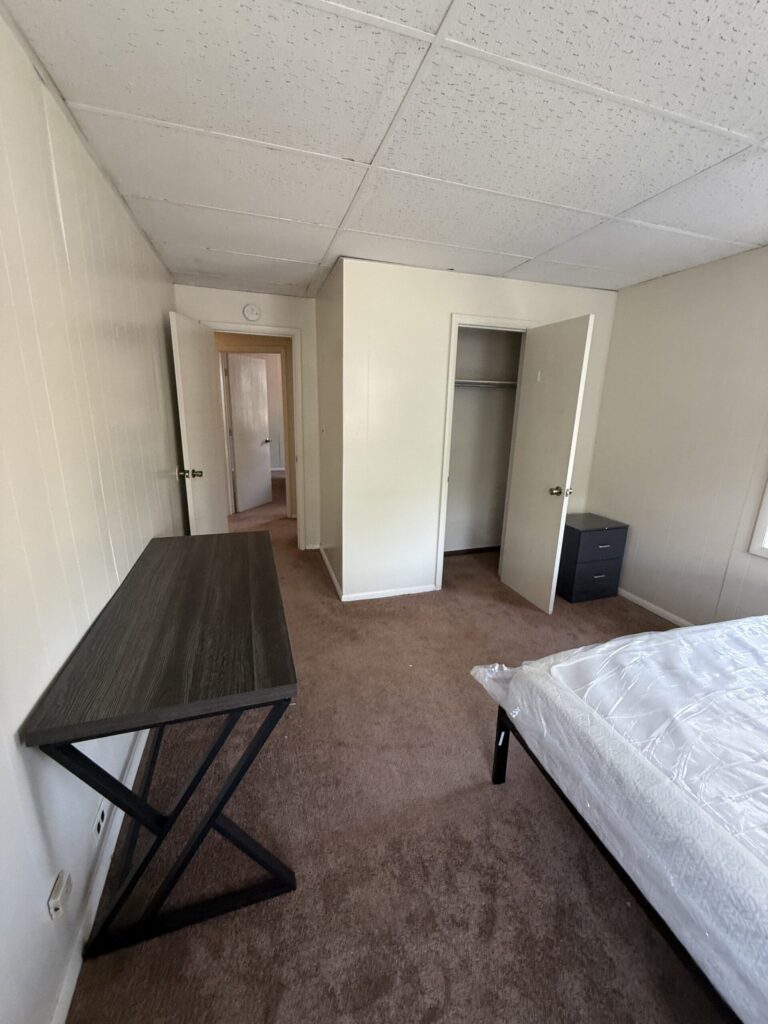 1108 E Genesee St Apt 201 photo 18
