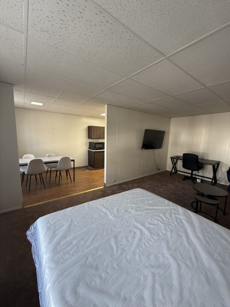1108 E Genesee St Apt 104 photo 9
