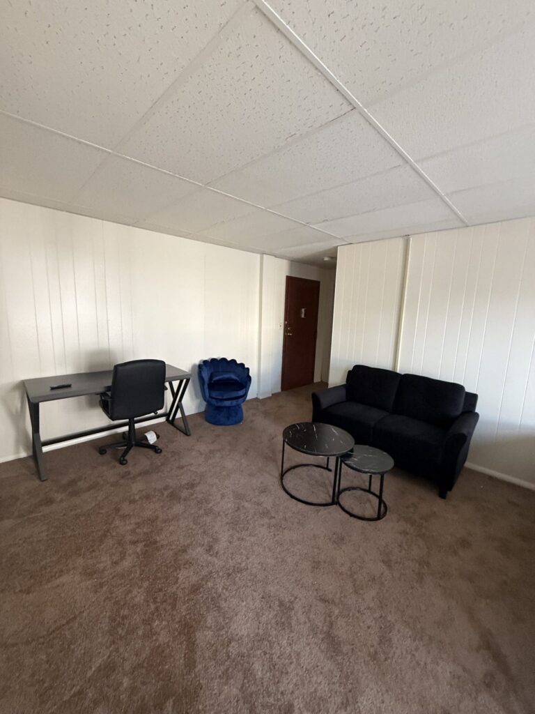 1108 E Genesee St Apt 104 photo 7