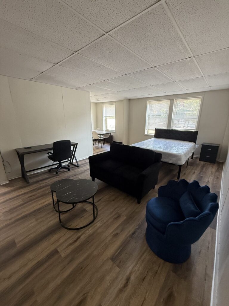 1108 E Genesee St Apt 110 photo 7